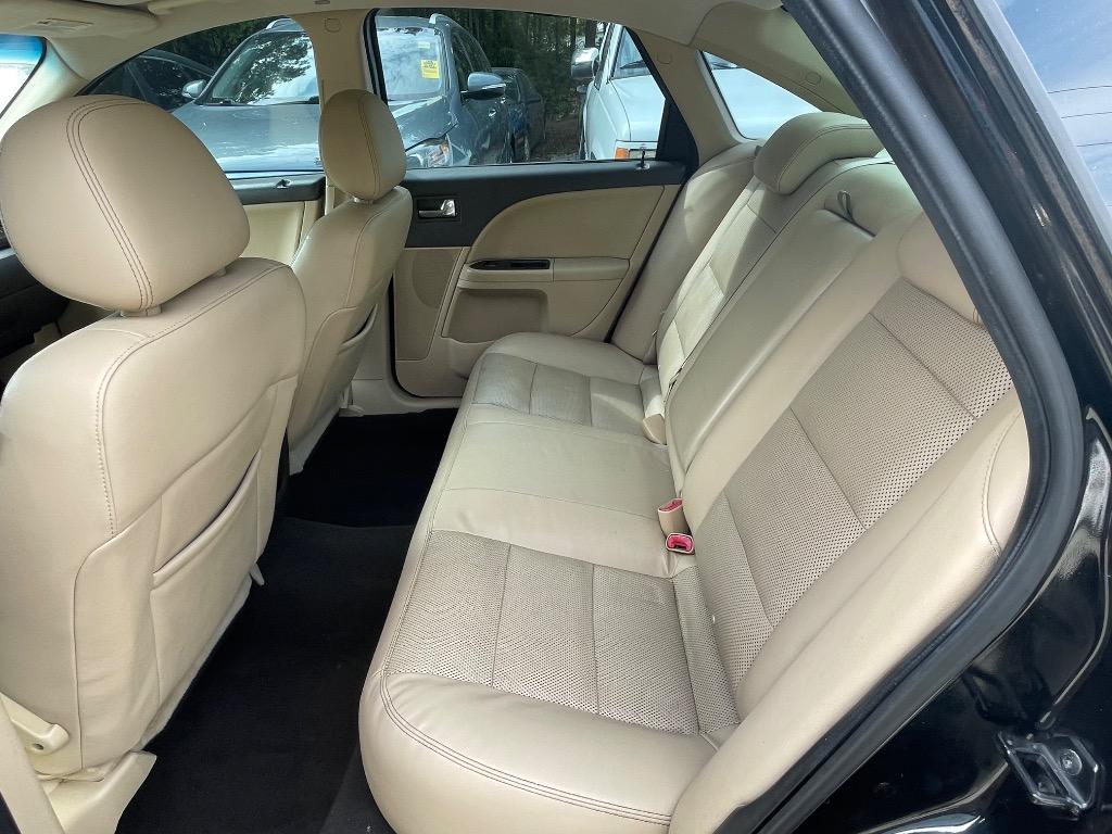 2008 Ford Taurus Limited photo
