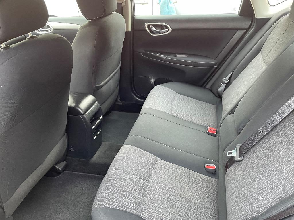 2014 Nissan Sentra S photo