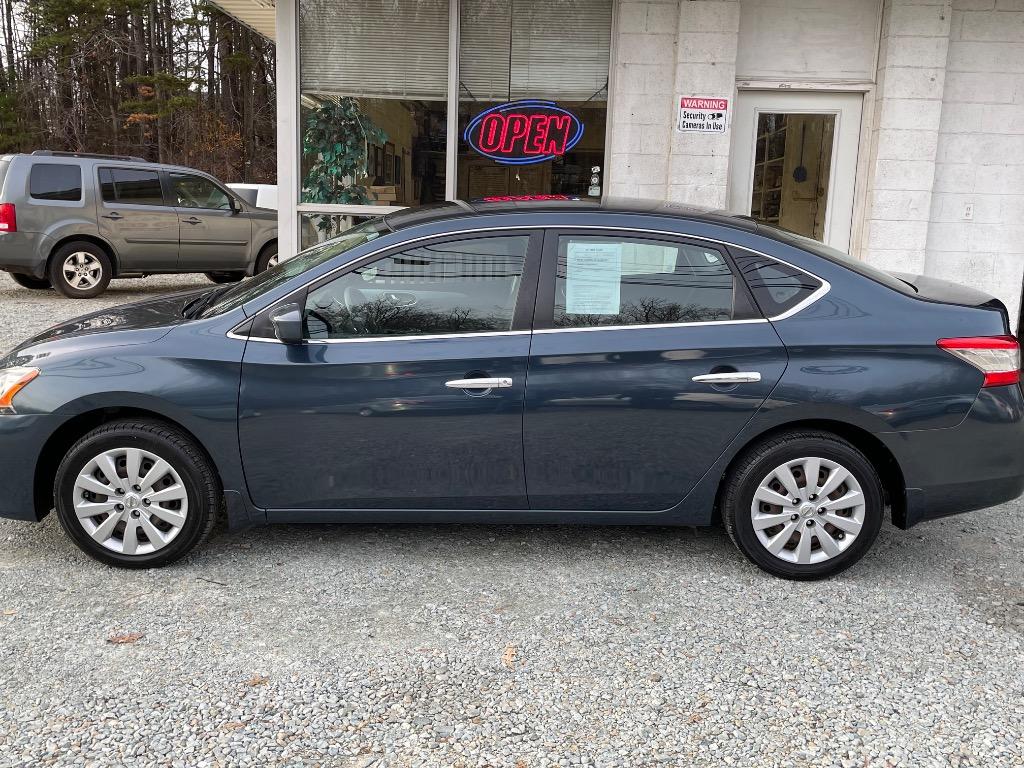 2014 Nissan Sentra S photo