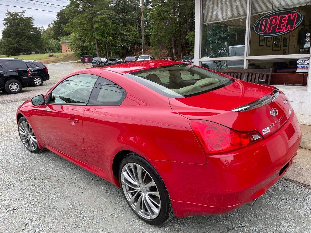2012 INFINITI G - $10,950