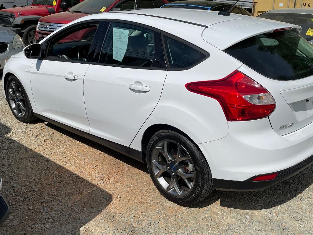 2013 Ford Focus SE photo
