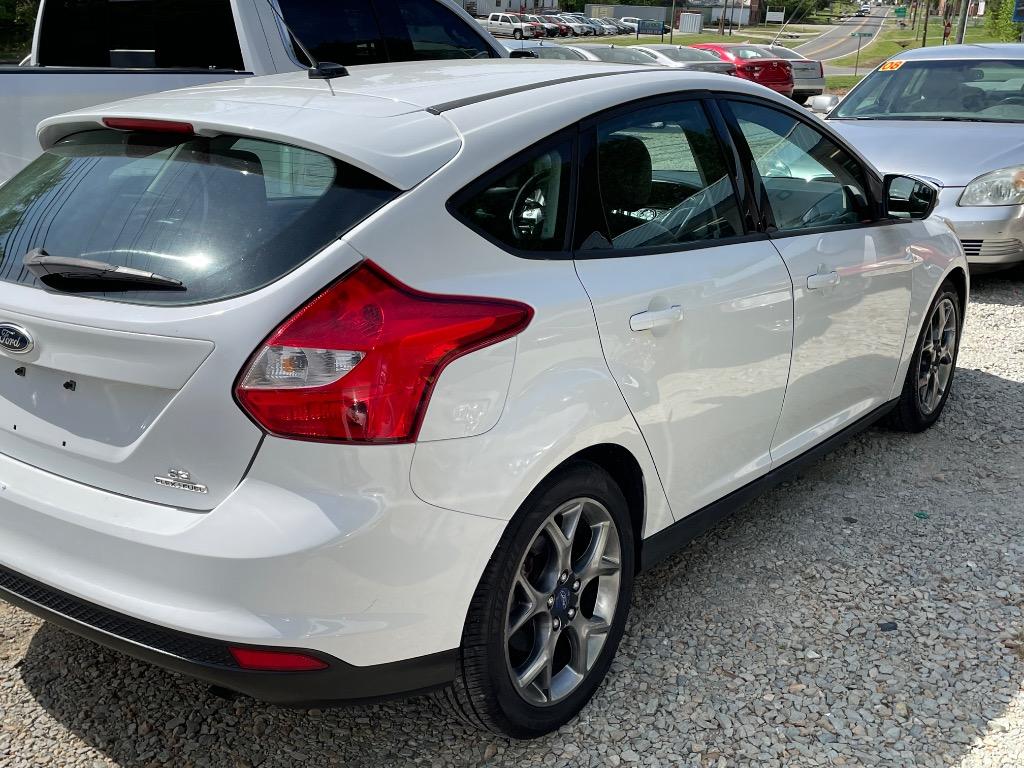 2013 Ford Focus SE photo