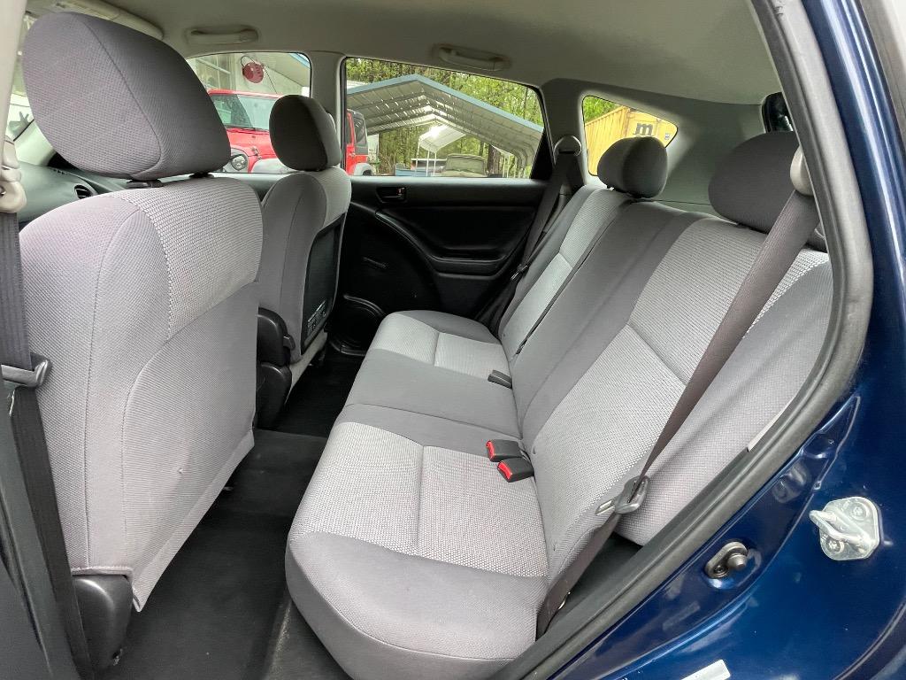 2005 Pontiac Vibe photo
