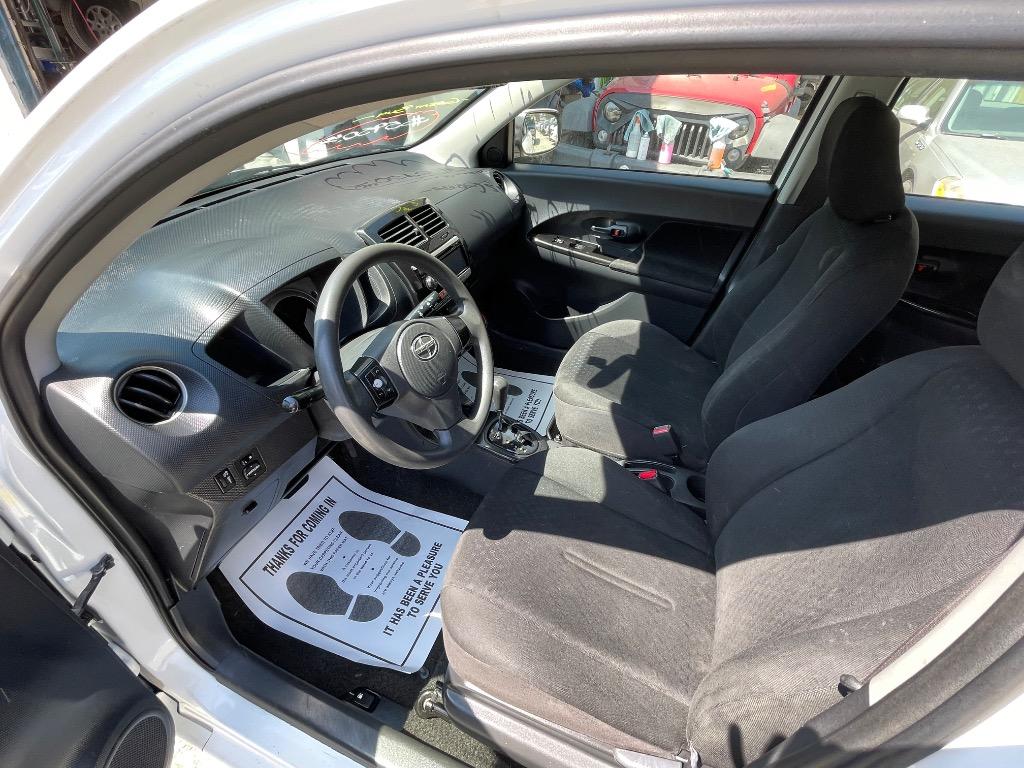 2010 Scion xD photo