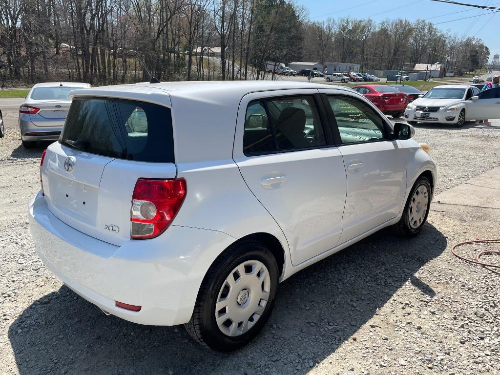 2010 Scion xD photo