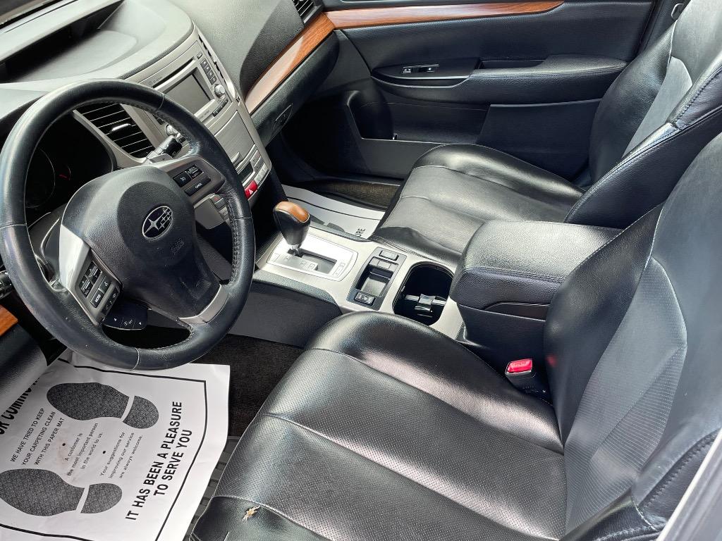 2014 Subaru Outback 2.5i Limited photo