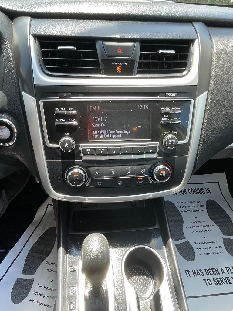 2017 Nissan Altima - $9,950