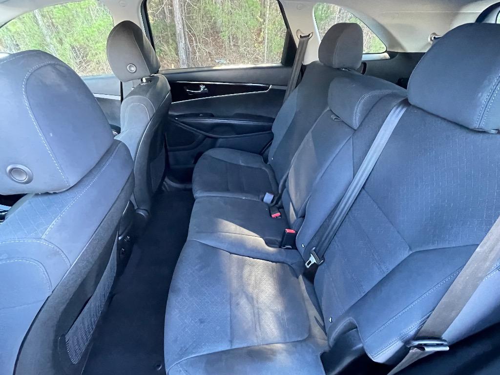 2020 Kia Sorento - $12,950