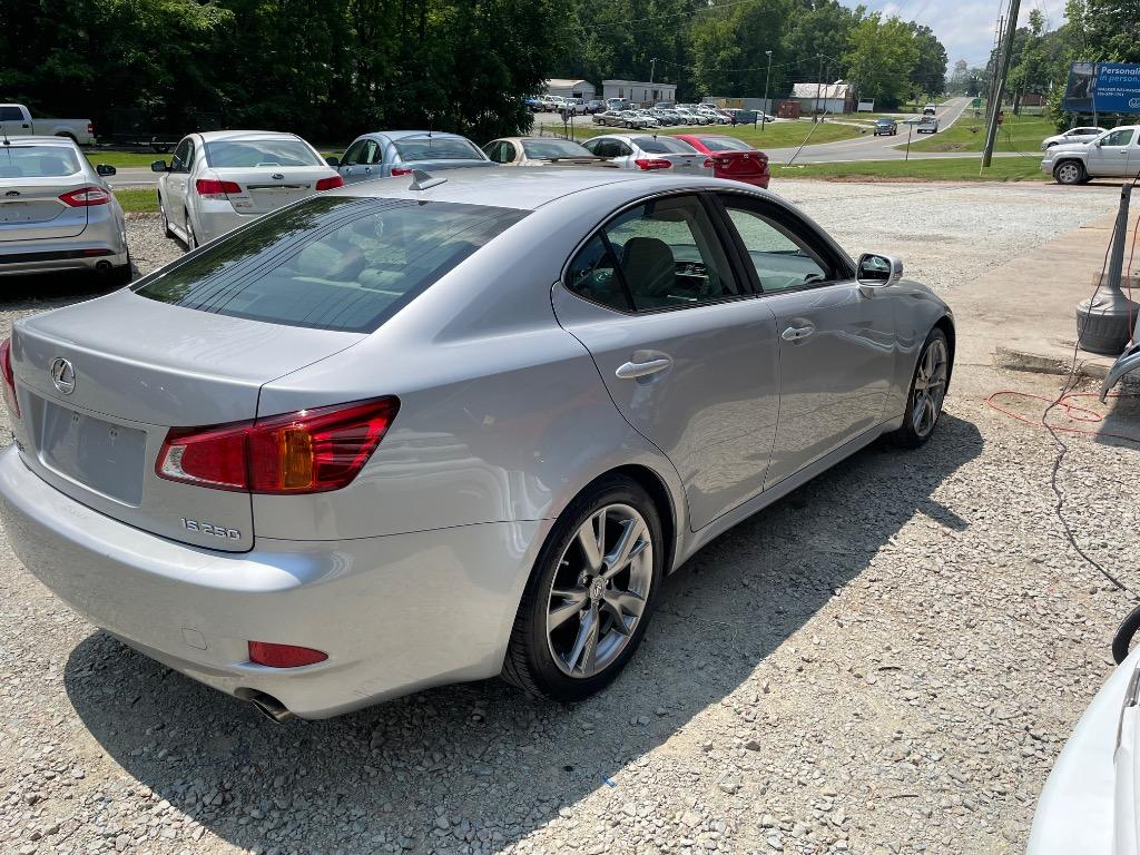 2010 Lexus IS 250 photo