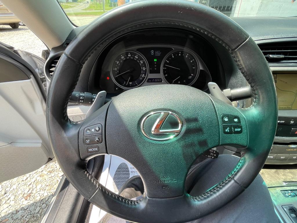 2010 Lexus IS 250 photo