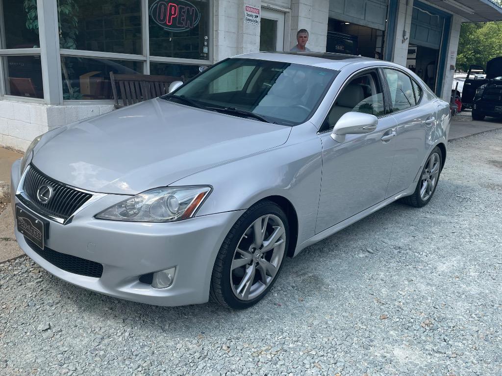 2010 Lexus IS 250 photo