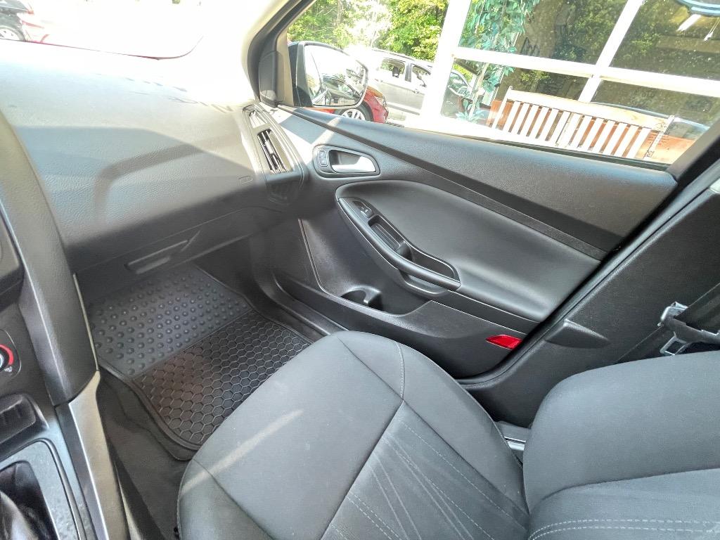 2018 Ford Focus - $10,950