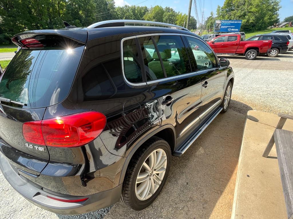 2014 Volkswagen Tiguan - $8,950