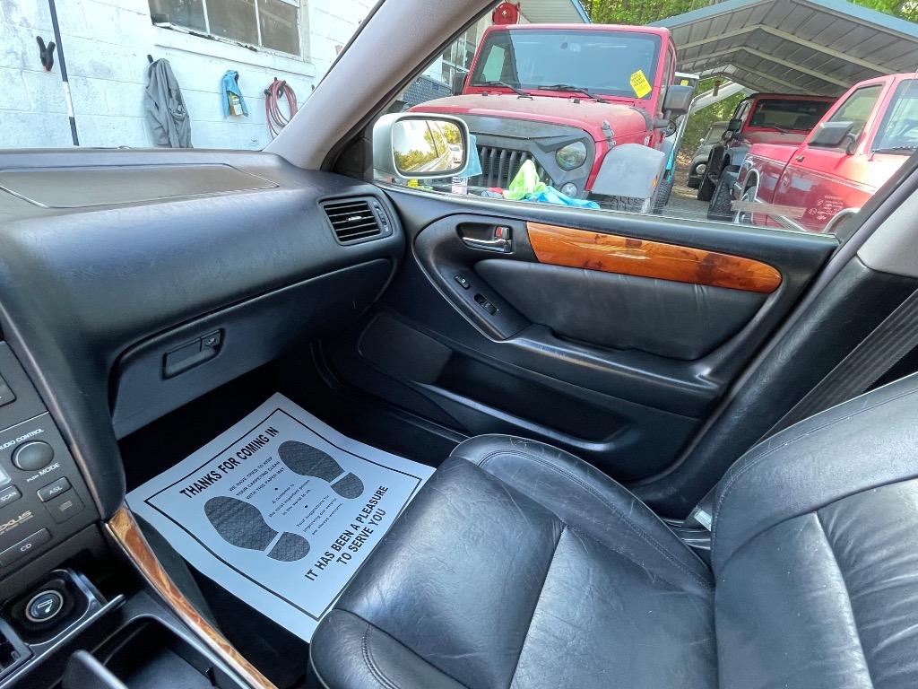 1999 Lexus GS - $4,950