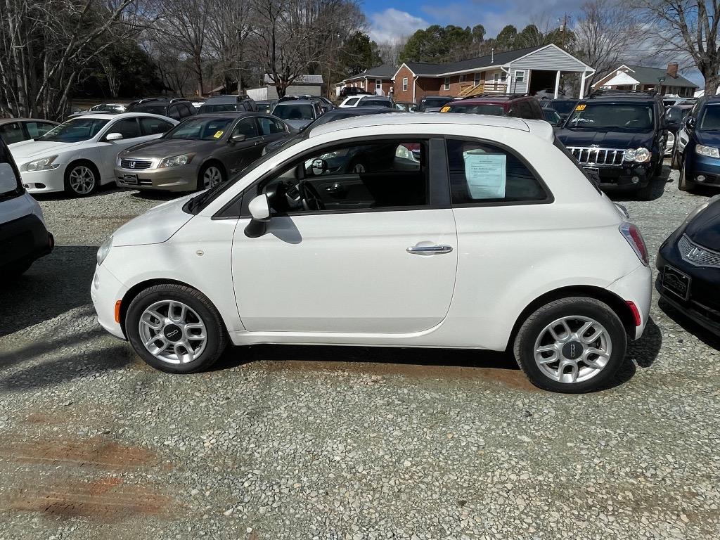 2013 FIAT 500 - $5,950