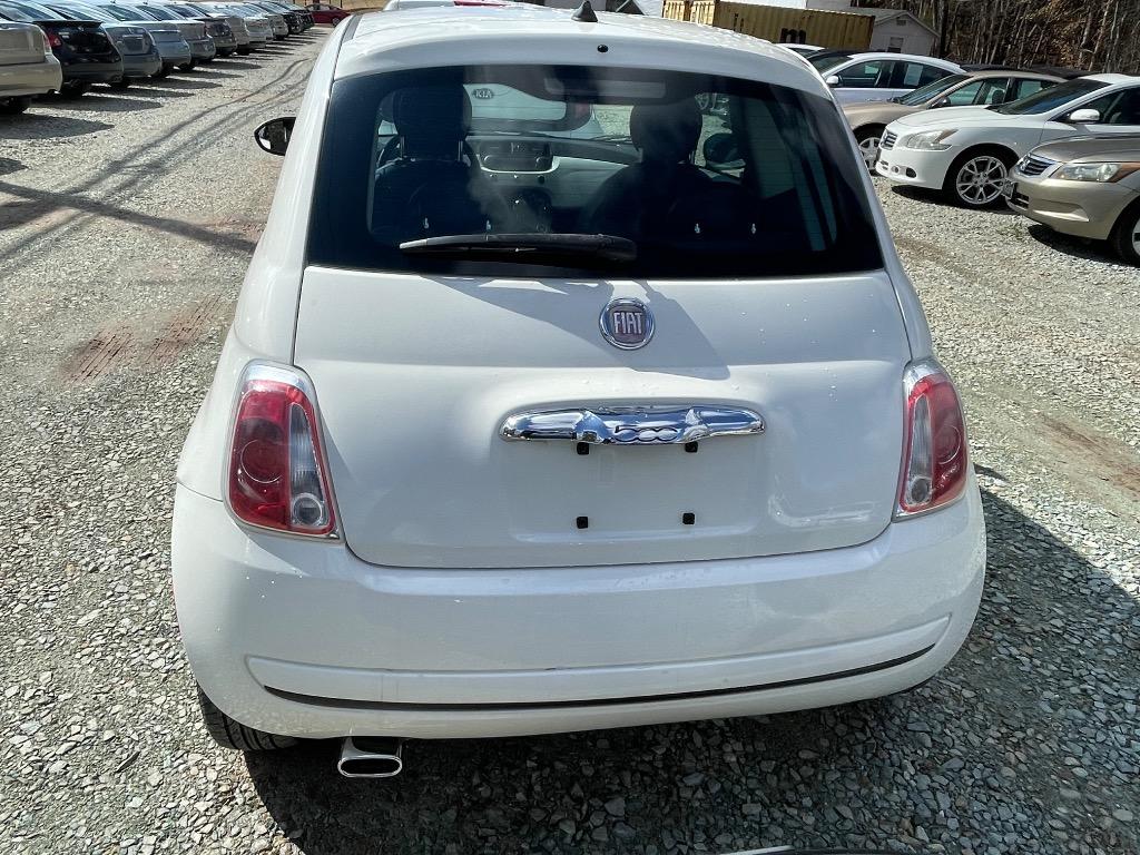 2013 FIAT 500 - $5,950