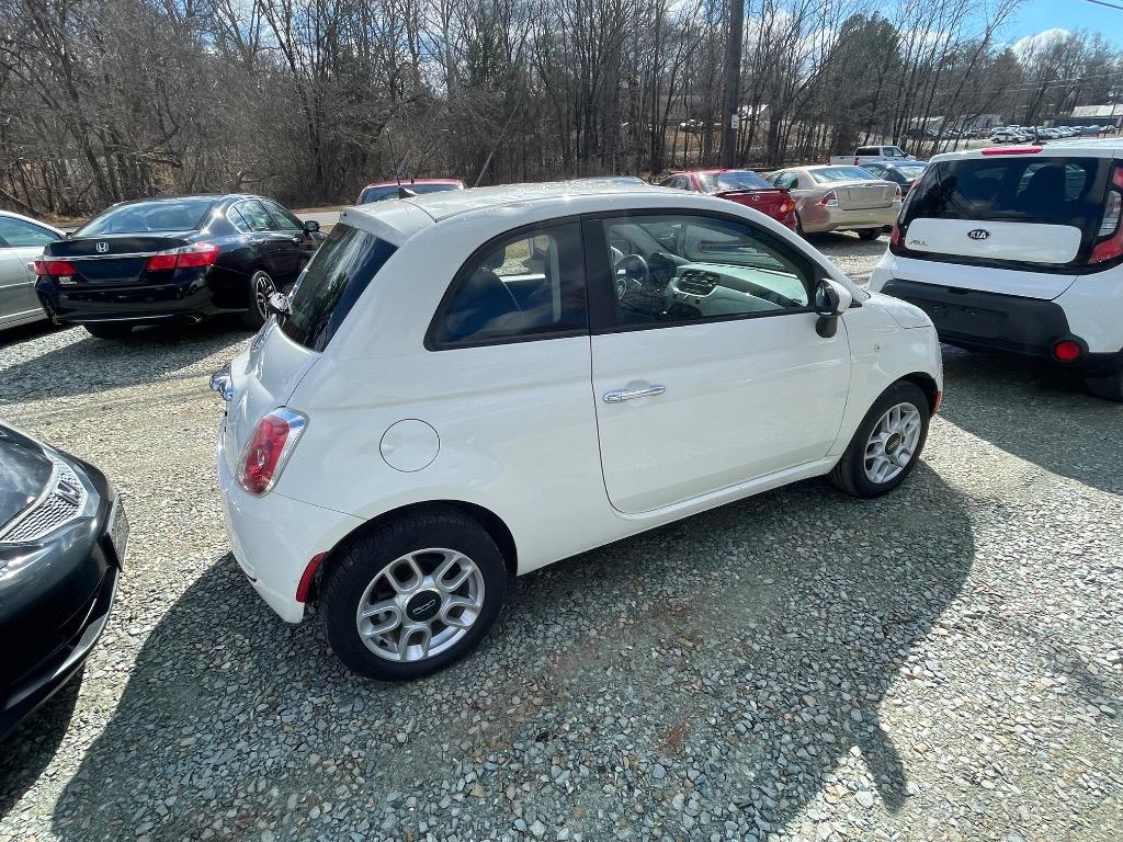 2013 FIAT 500 - $5,950