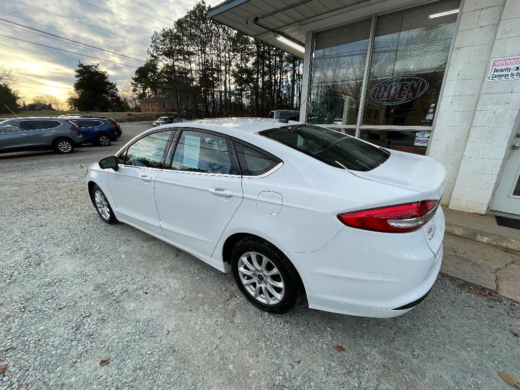 2017 Ford Fusion - $7,950