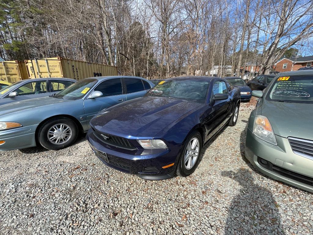 2012 Ford Mustang - $7,950