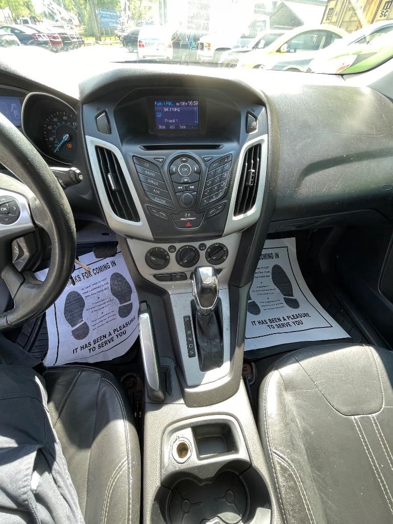 2013 Ford Focus - $6,950