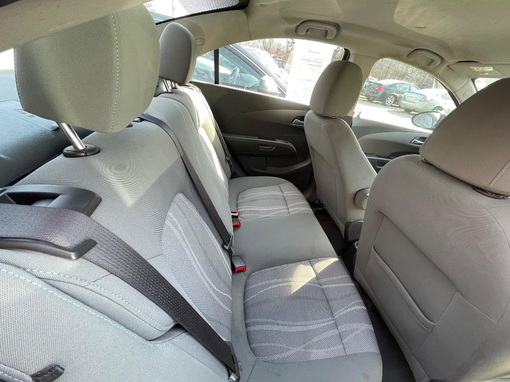 2017 Chevrolet Sonic - $7,950