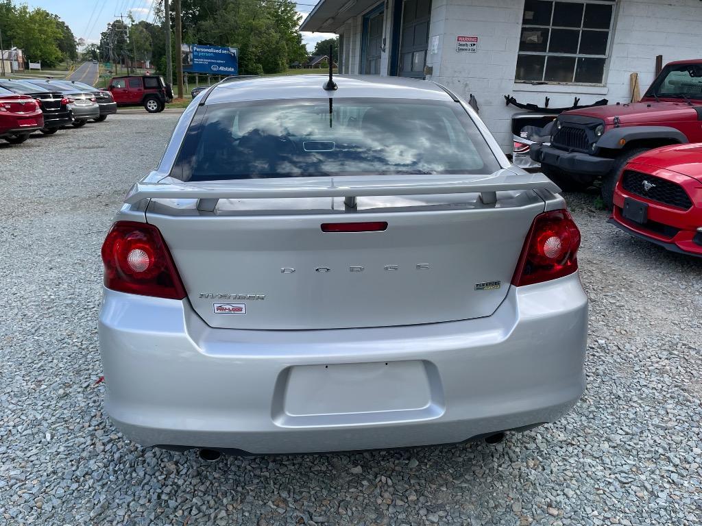 2012 Dodge Avenger - $7,950
