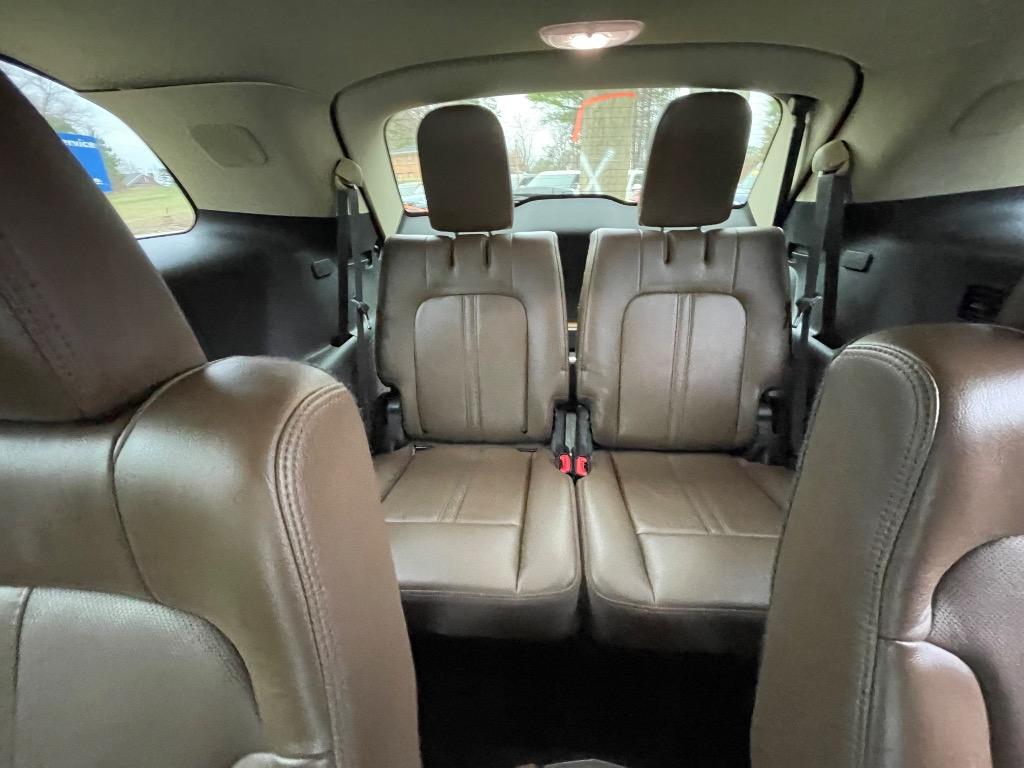 2016 Lincoln MKT - $12,950