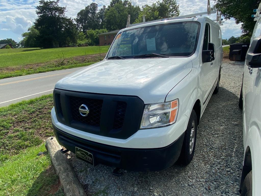 2016 Nissan NV 2500 - $11,950