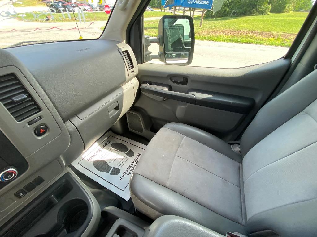 2016 Nissan NV 2500 - $11,950