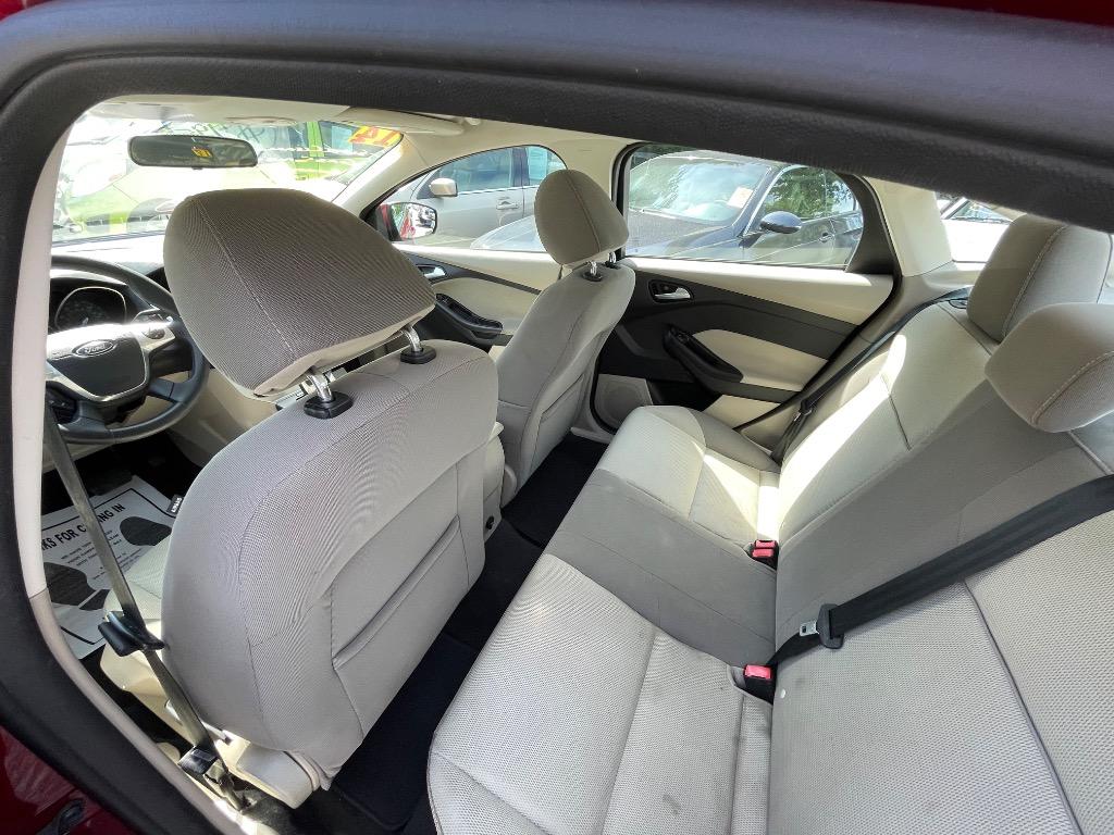 2014 Ford Focus - $7,950