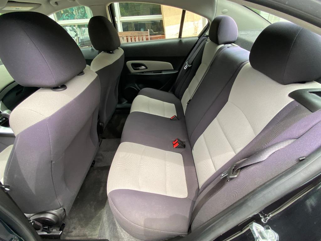 2015 Chevrolet Cruze - $7,950