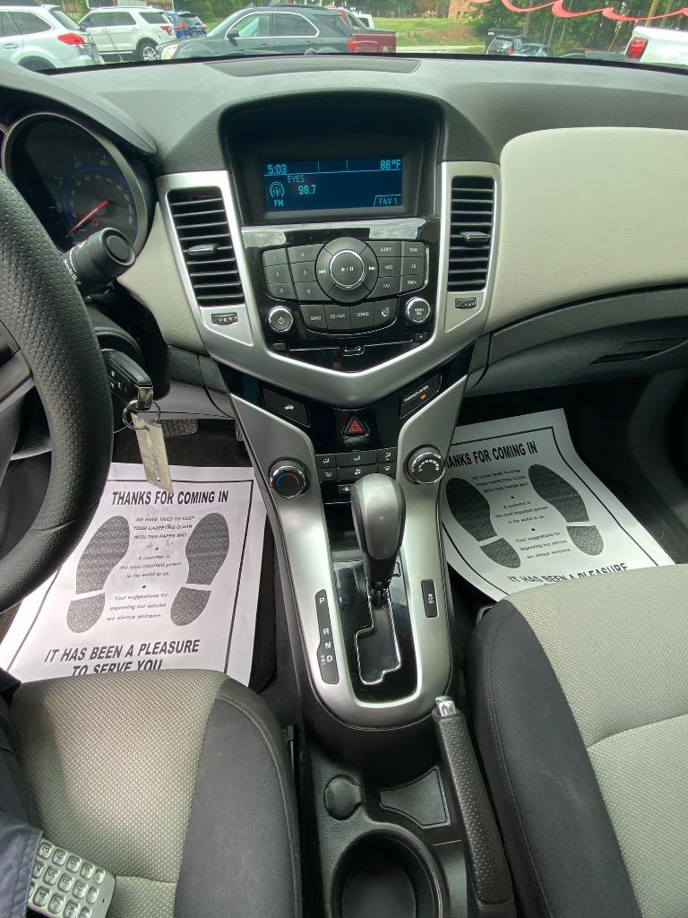 2015 Chevrolet Cruze - $7,950