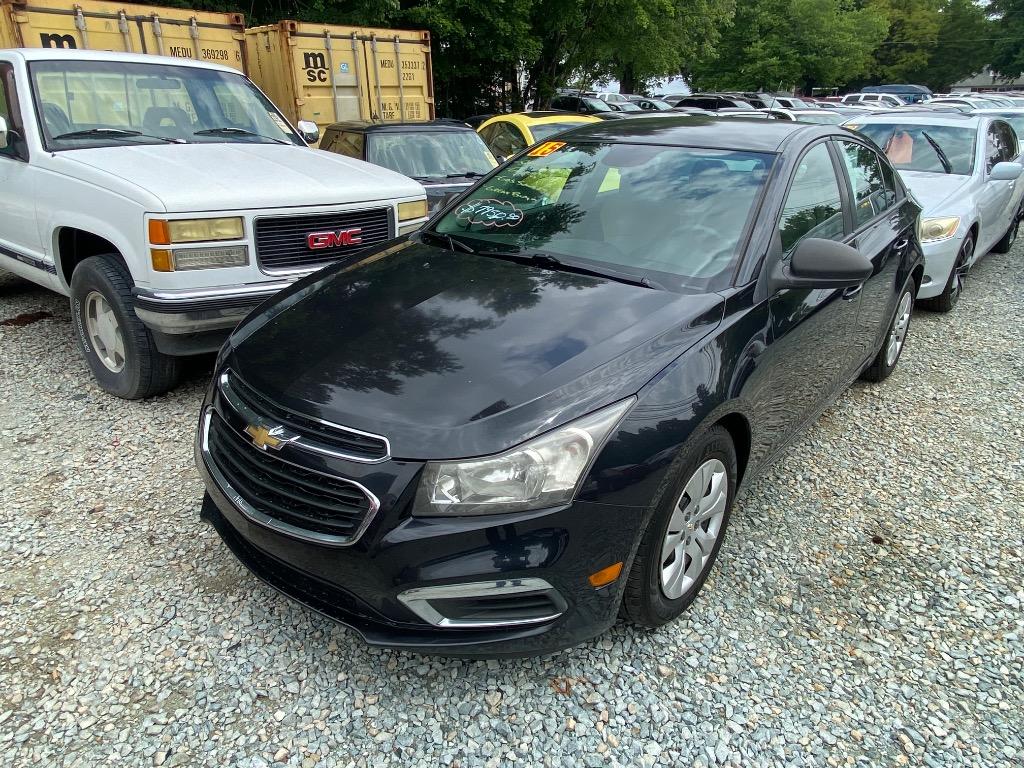 2015 Chevrolet Cruze - $7,950