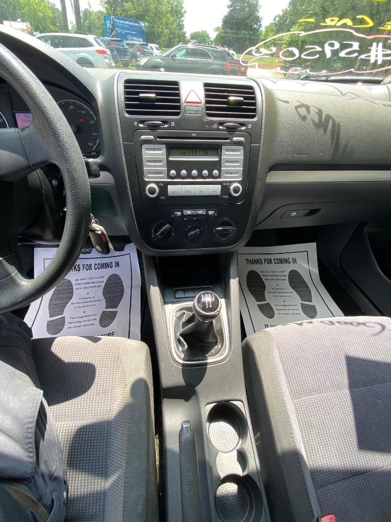 2008 Volkswagen Jetta - $5,950