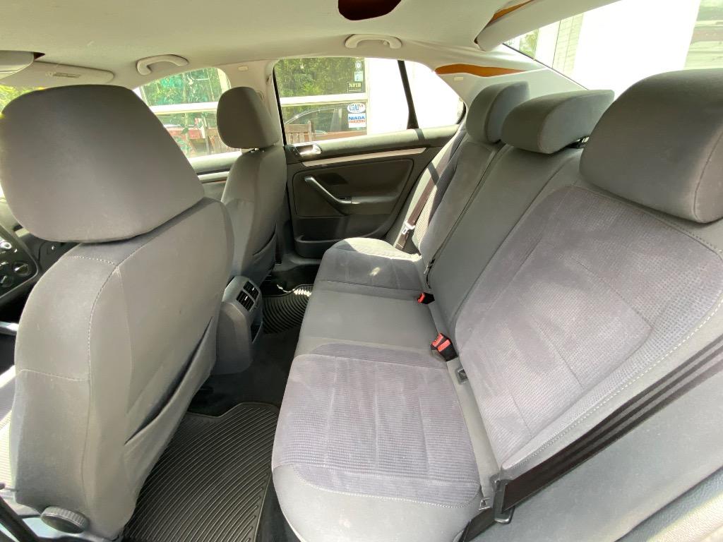 2008 Volkswagen Jetta - $5,950