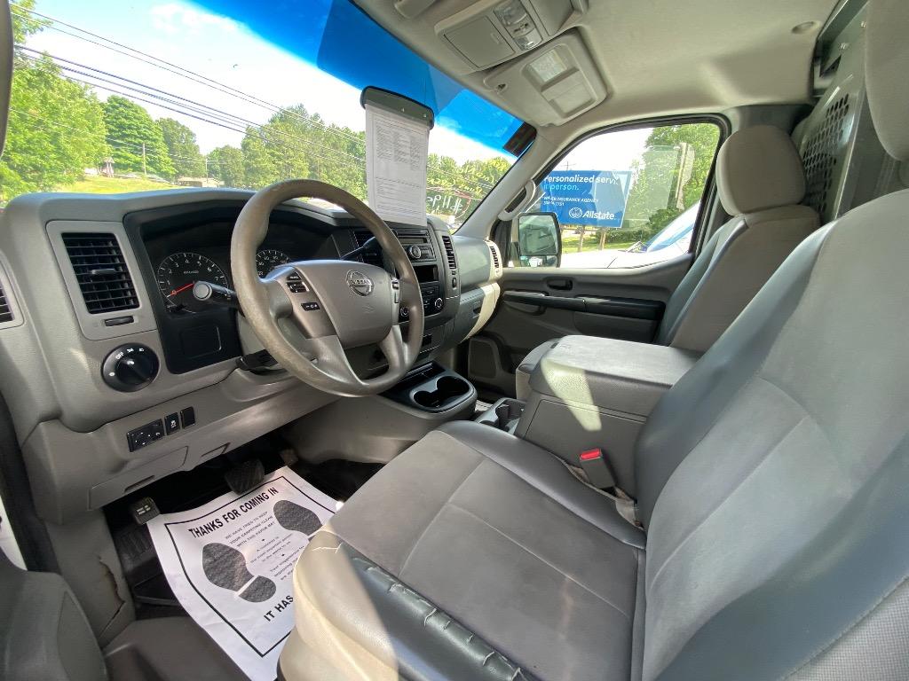 2015 Nissan NV 2500 - $11,950