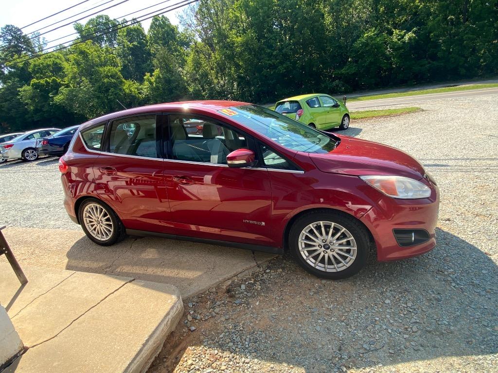 2014 Ford C-MAX - $5,950