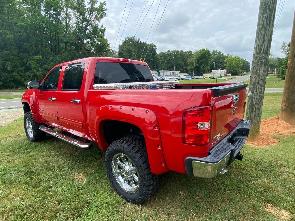 2012 Chevrolet Silverado - $17,950