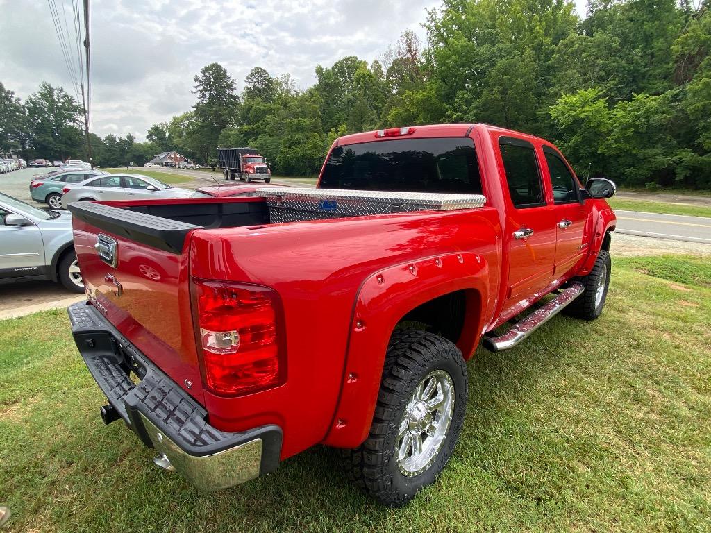 2012 Chevrolet Silverado - $17,950