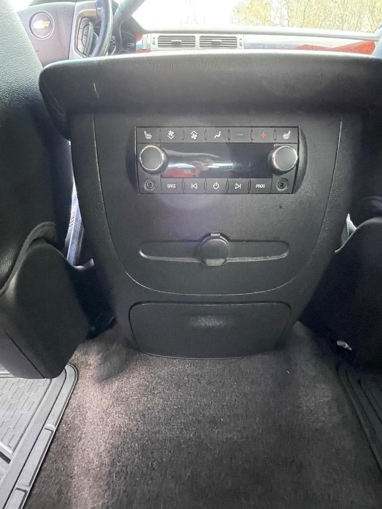 2014 Chevrolet Tahoe - $13,950