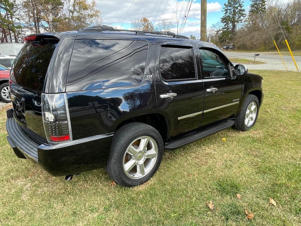 2014 Chevrolet Tahoe - $13,950