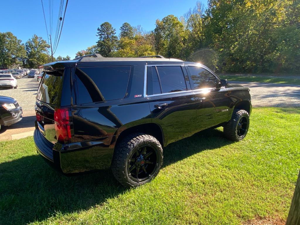 2017 Chevrolet Tahoe - $15,950