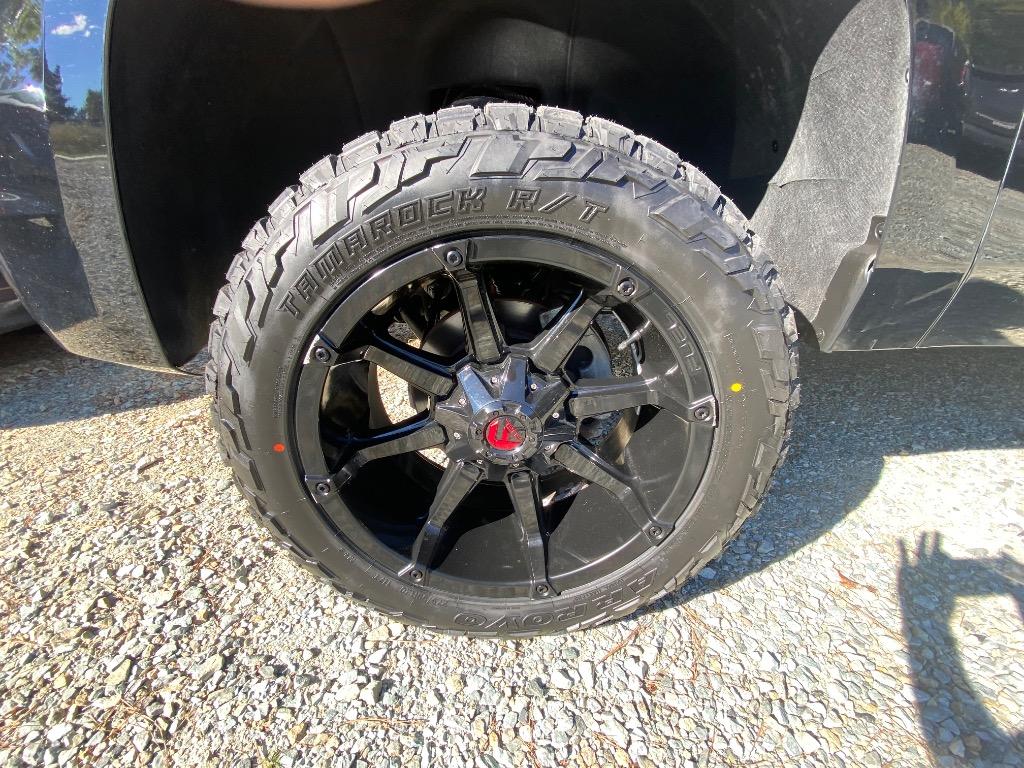 2017 Chevrolet Tahoe - $15,950