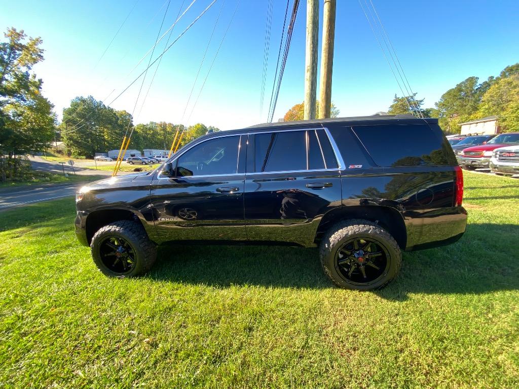 2017 Chevrolet Tahoe - $15,950