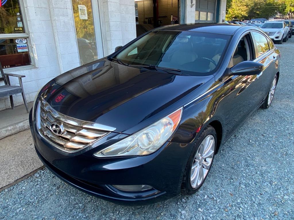 2011 Hyundai Sonata - $5,950