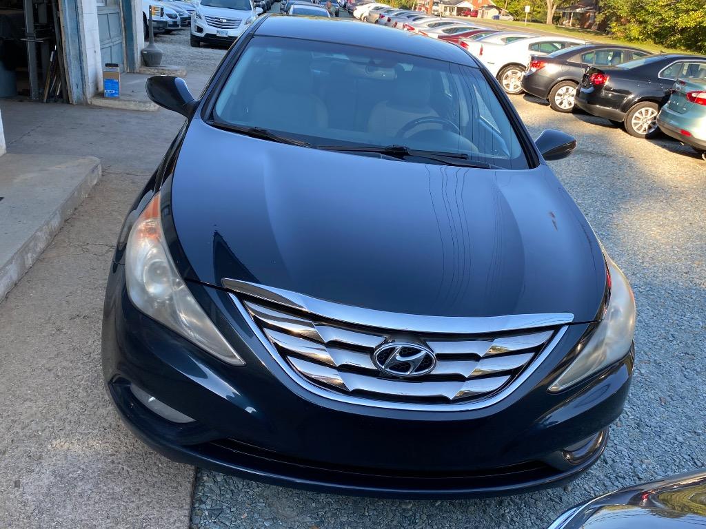 2011 Hyundai Sonata - $5,950