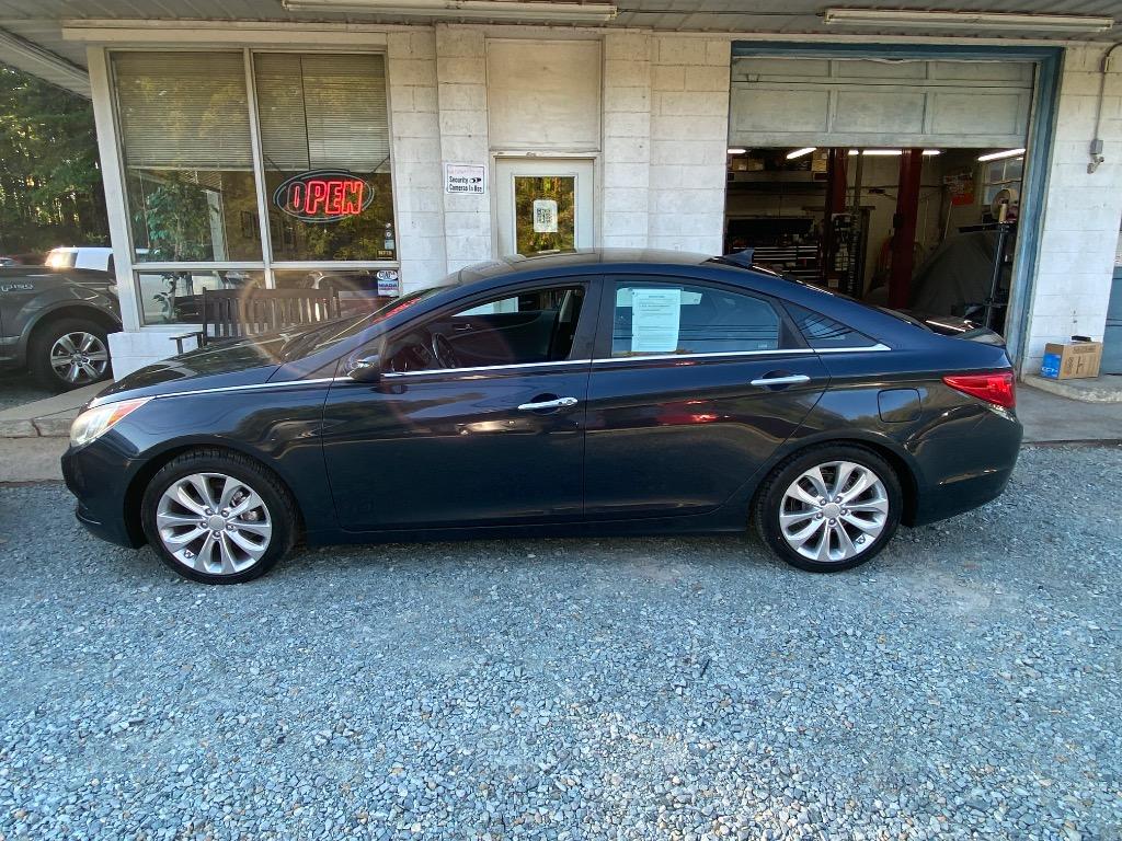 2011 Hyundai Sonata - $5,950