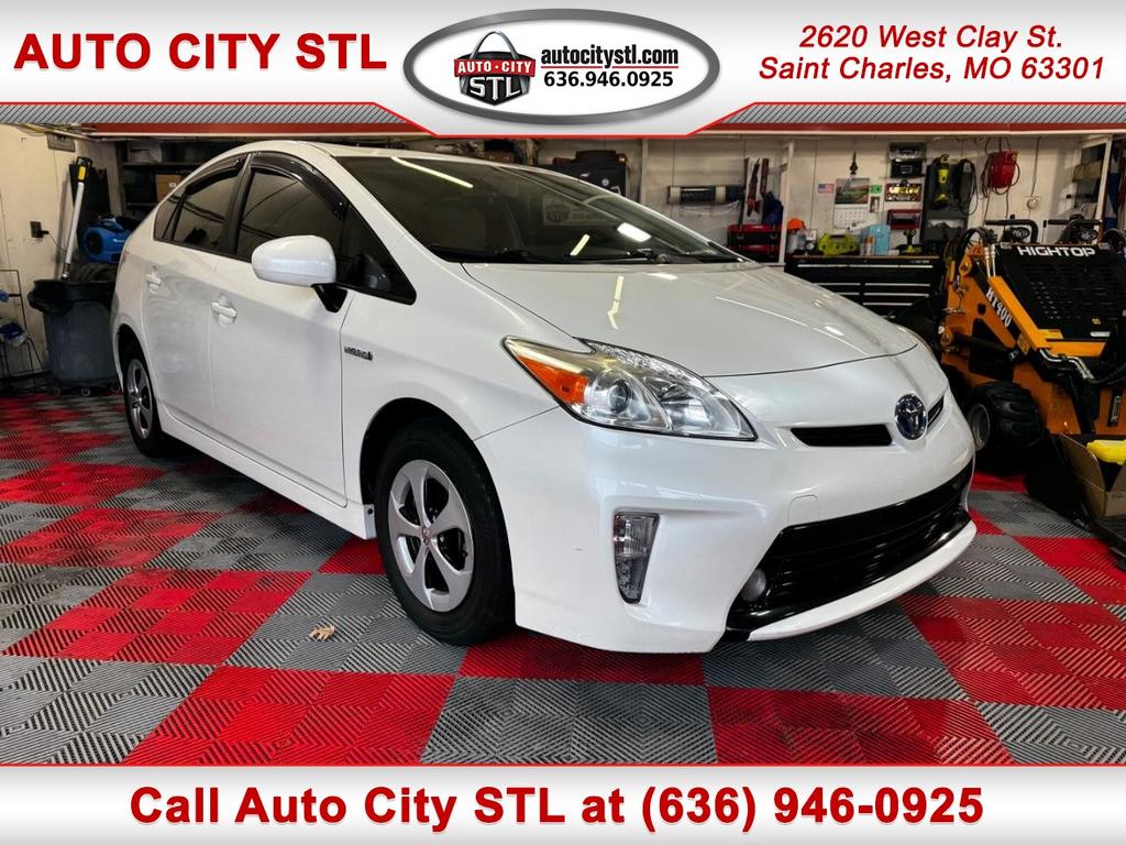 2014 Toyota Prius Three