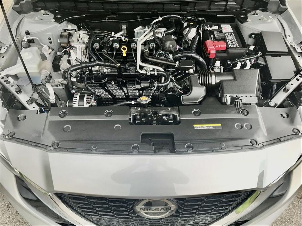 The 2022 Nissan Altima SV