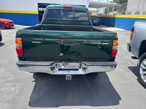 2001 Toyota Tacoma Prerunner V6 photo